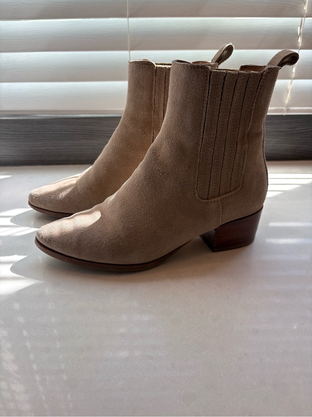 Banana Republic Suede Ankle Boot in Taupe